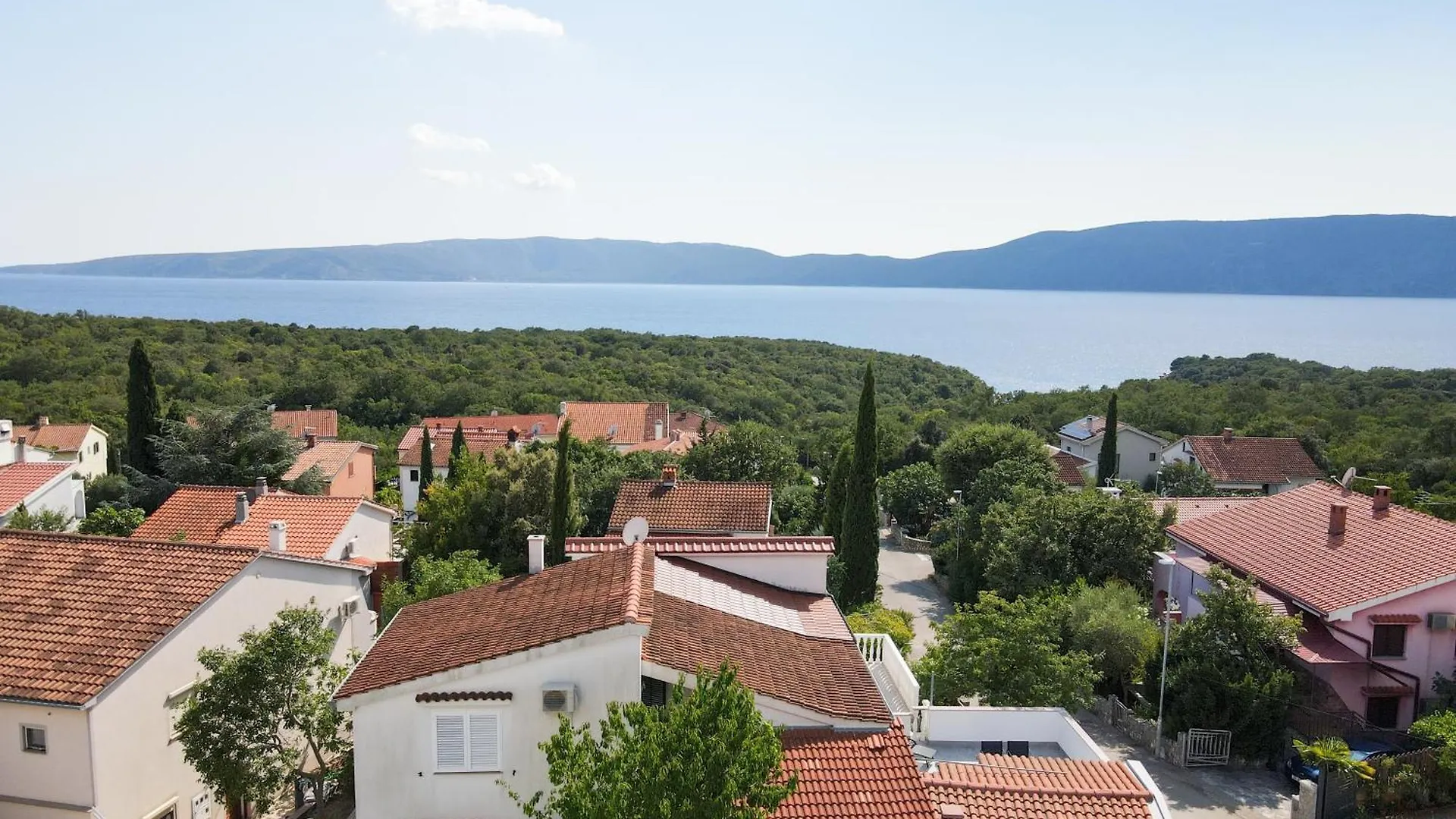 Holiday House Milan Pinezići 0*,  Croacia