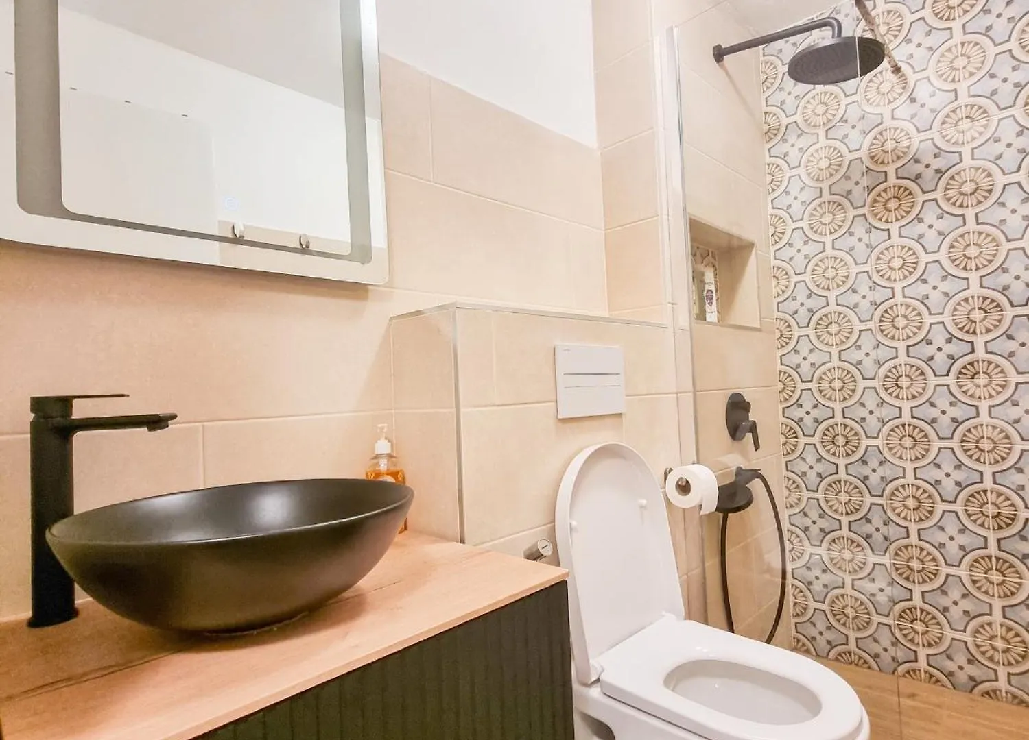 Сasa de vacaciones Holiday House Milan Pinezići