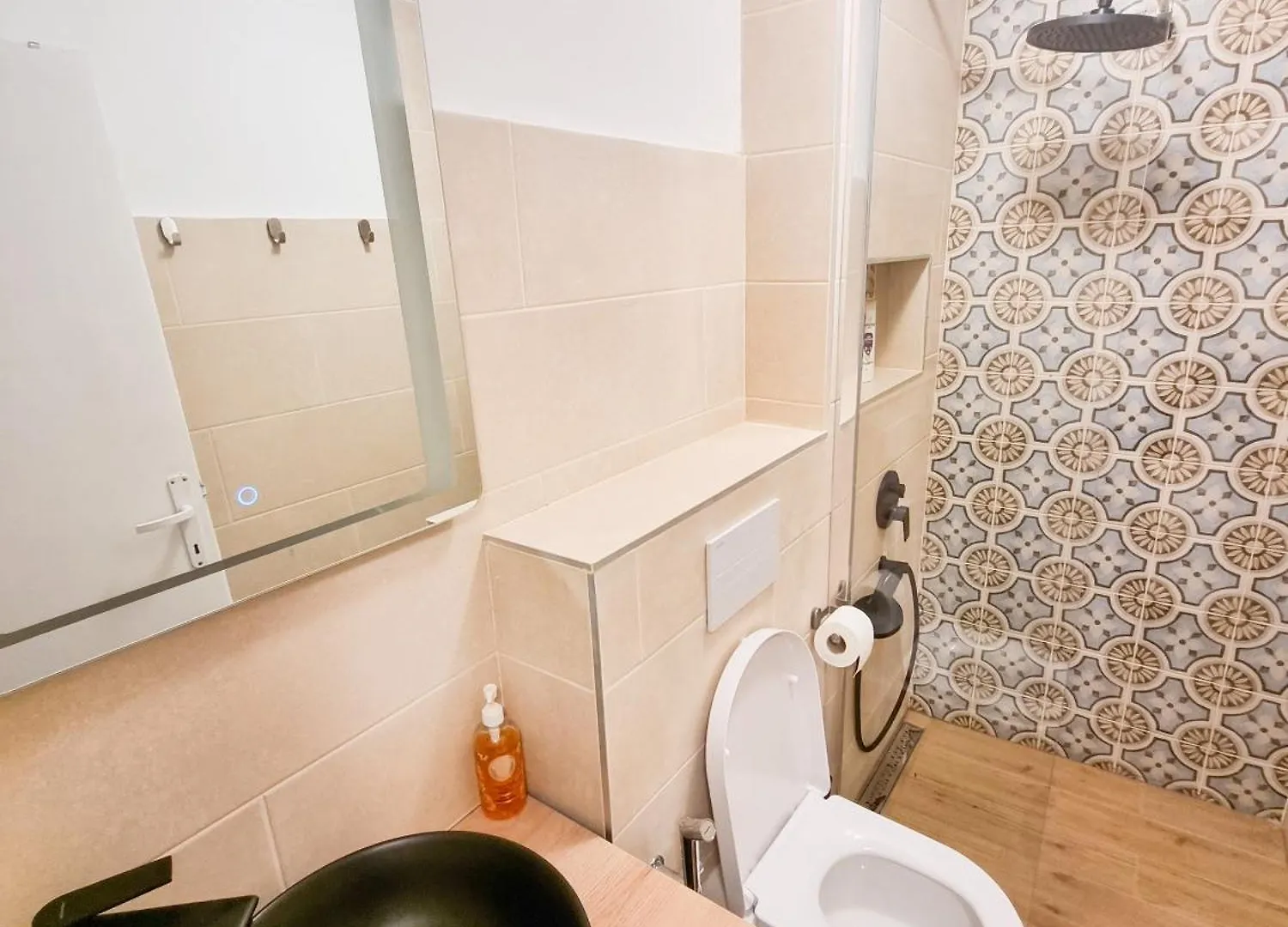 Holiday House Milan Pinezići